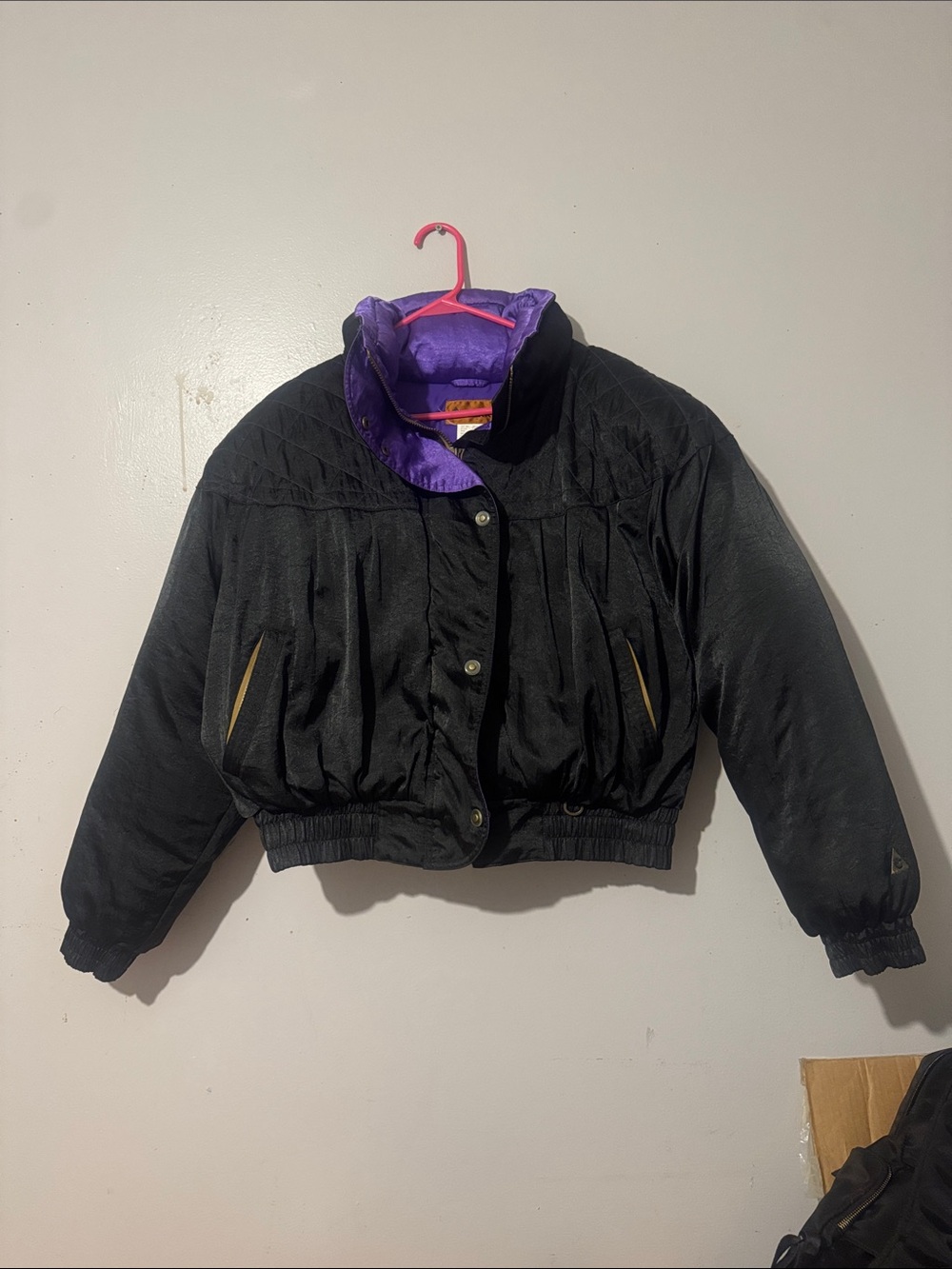 Vintage 80s GERRY Cropped Puffer Jacket Batwing Purple Black Pleated Bomber M/L